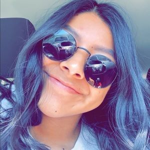 Meet your Posher, Karen